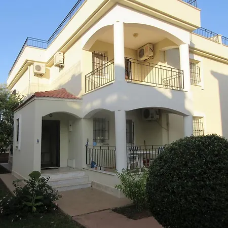 Oasis 8 Villa